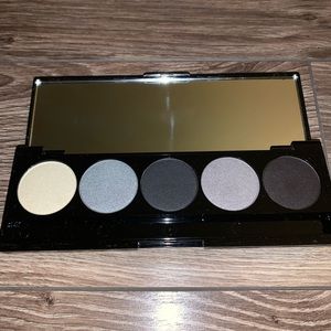 Nyx Eyeshadow Palette